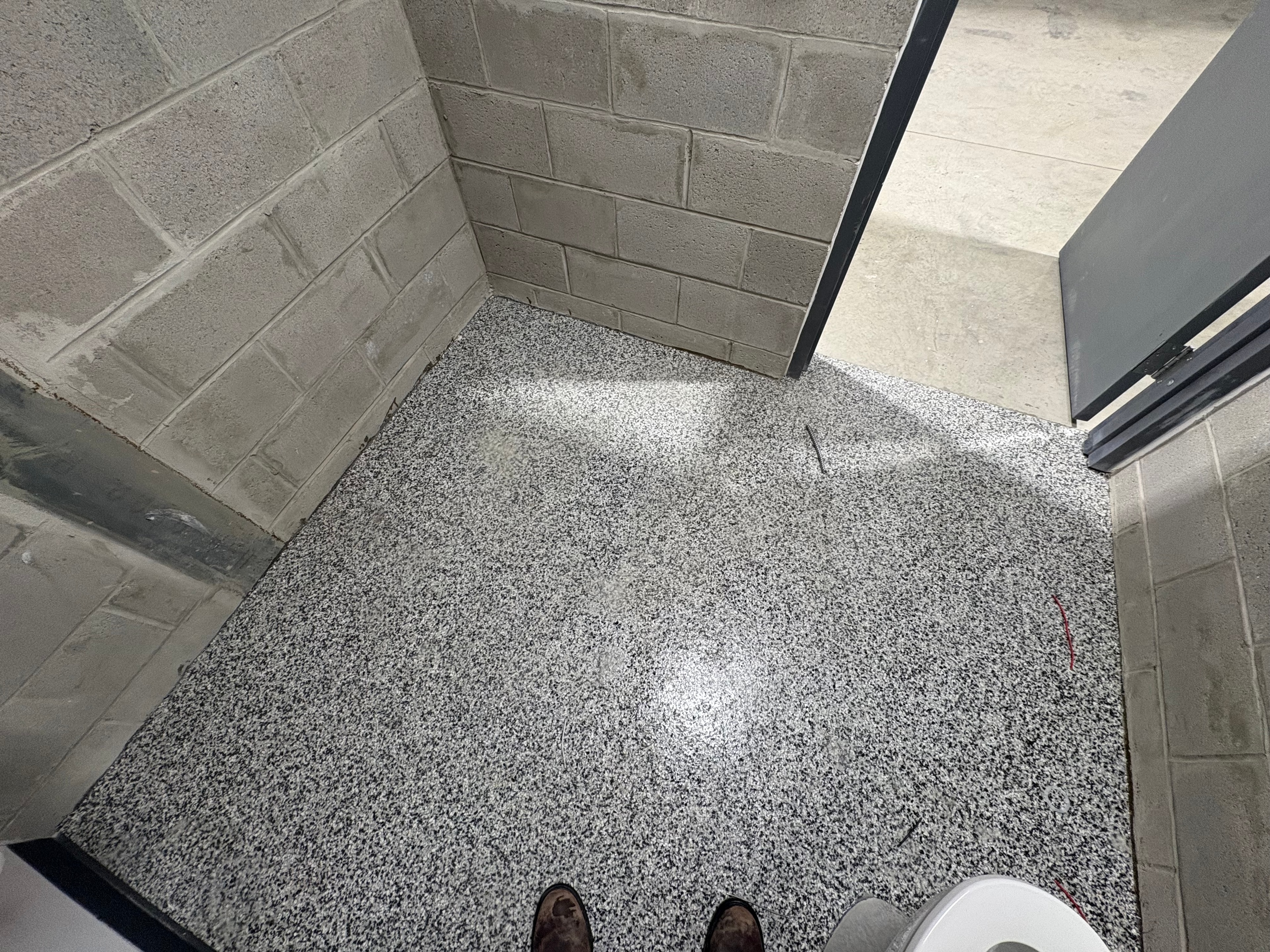 Full Broadcast — Entryway