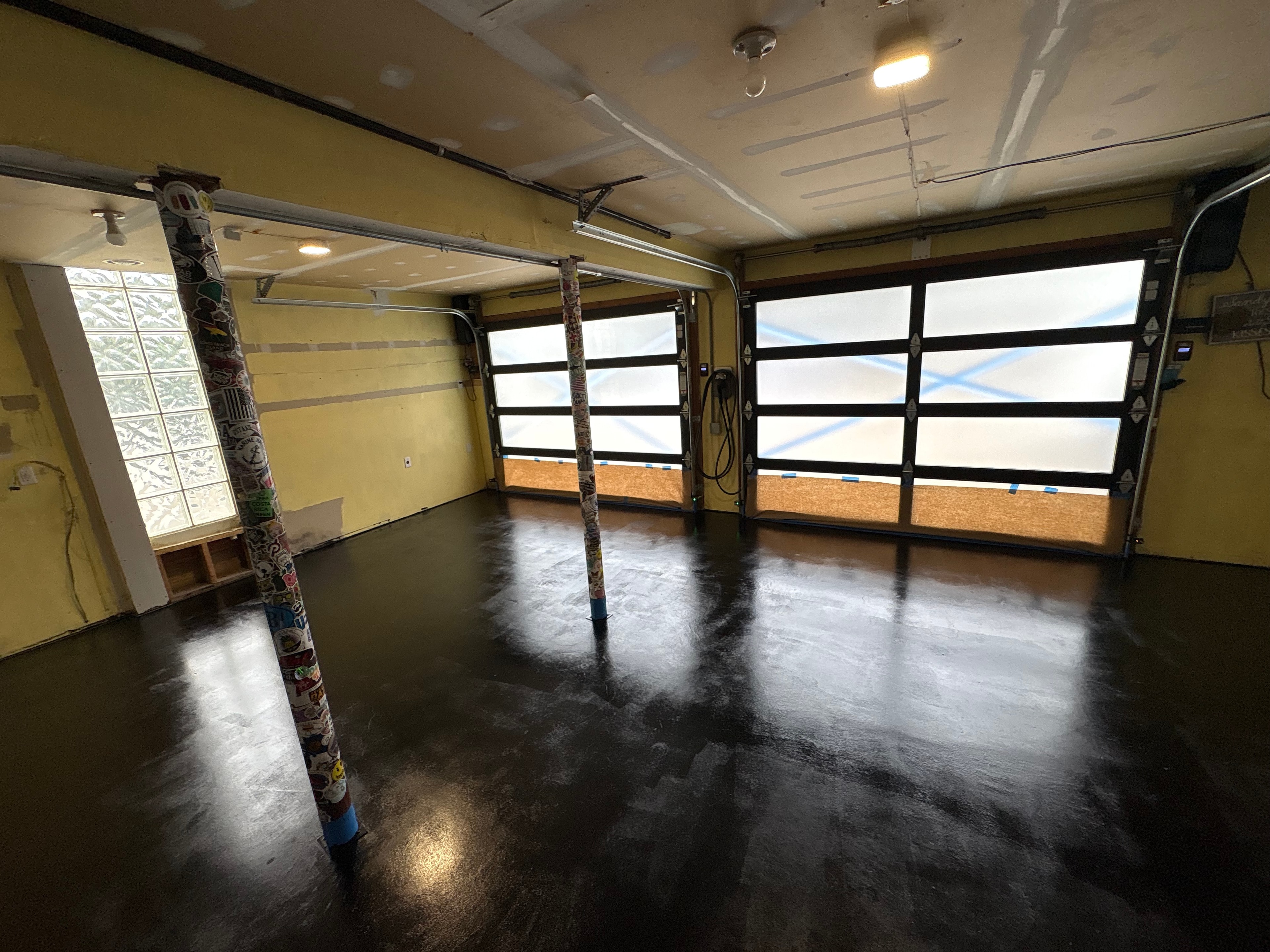 Dark Epoxy — Garage